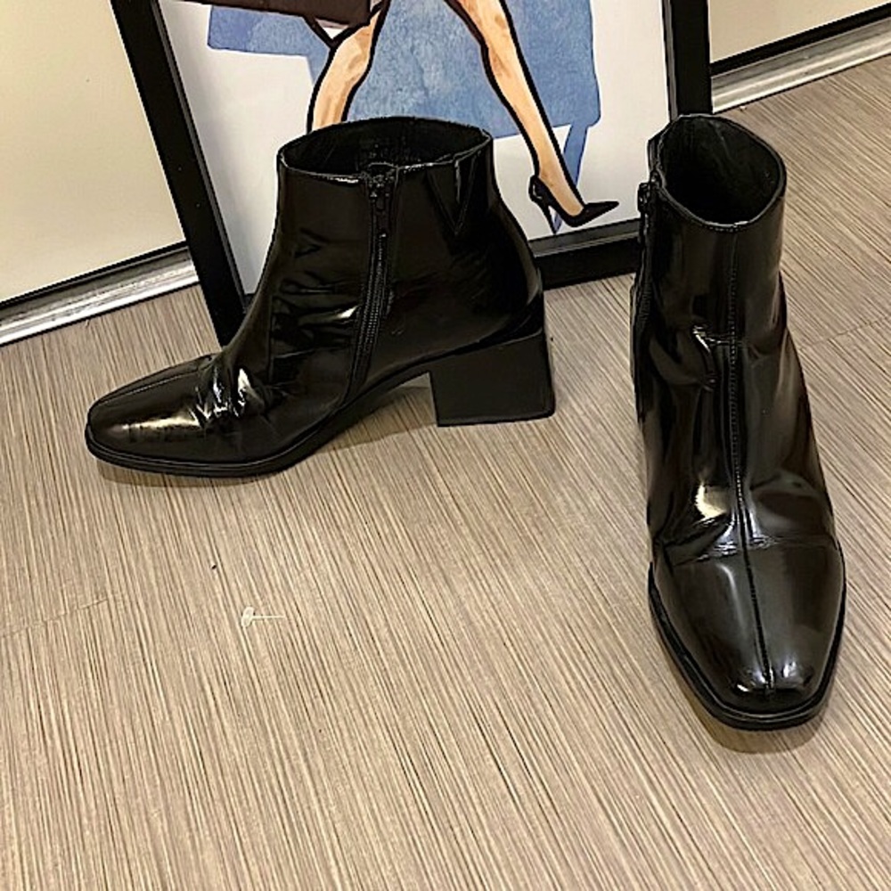 Jeffrey Campbell patent leather Hemlock booties Block Heel black color size 7.5